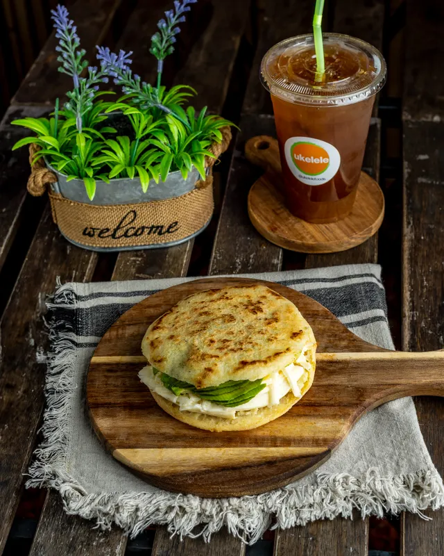 Cheese Arepa + Avocado