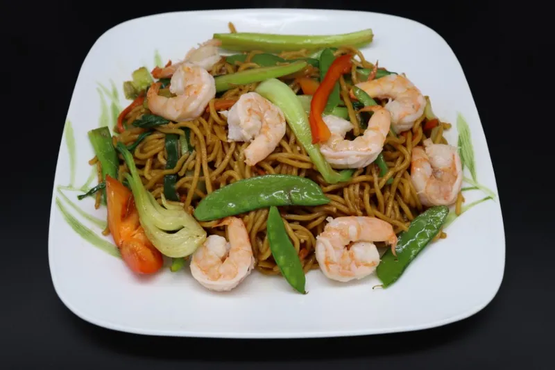 LM6. Shrimp Lo Mein