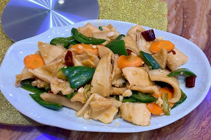 Jalapeno w. Beef Tripe 尖椒牛肚