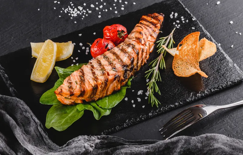 Grilled Salmon Over Spinach