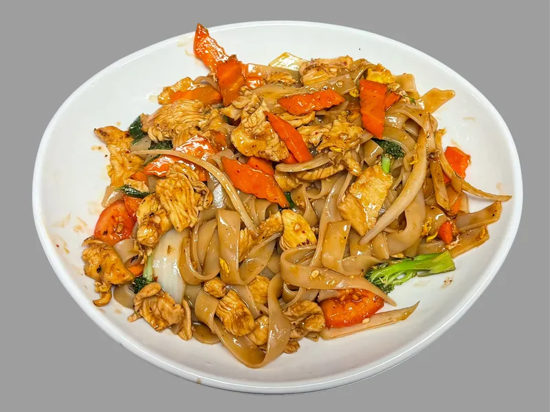 Pad Kee Mao (Drunken Noodles)