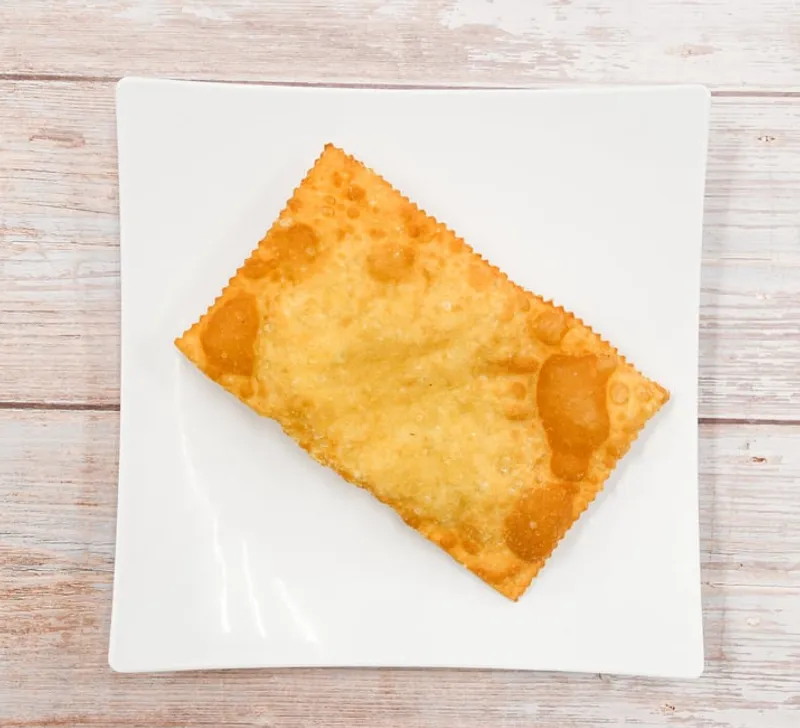 Cheese Pastel / Queijo