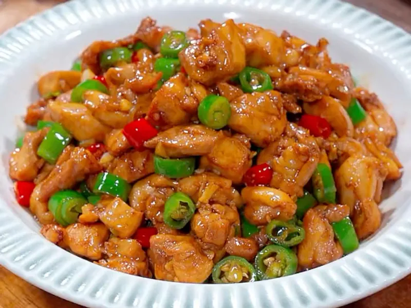 Szechuan Stir Fried Fried Chicken 火爆鸡丁