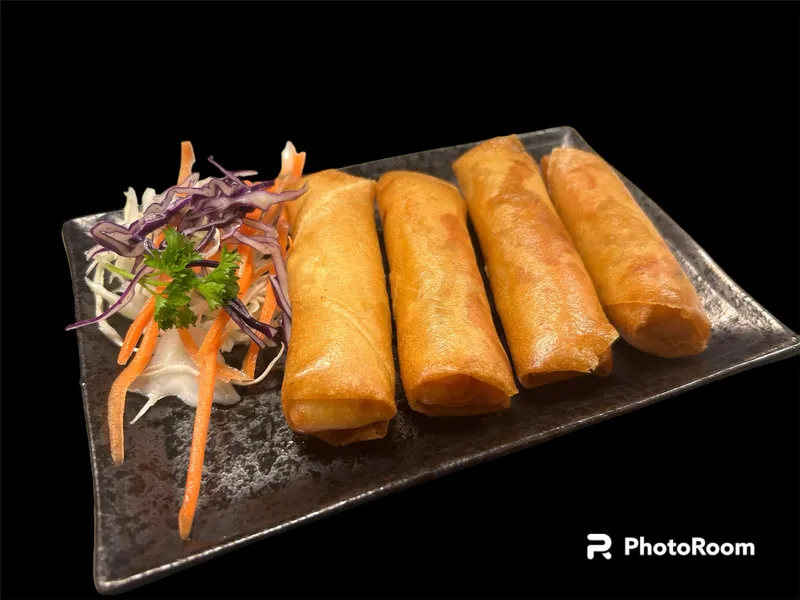 A1. Crispy Vegetables Egg Rolls