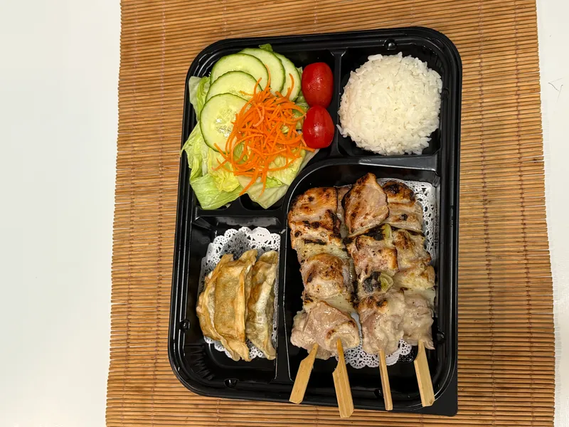 #6 Yakitori / Gyoza / Salas / Rice