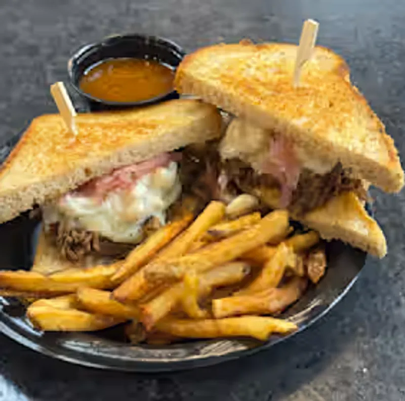 Birria Mac' d Up Melt