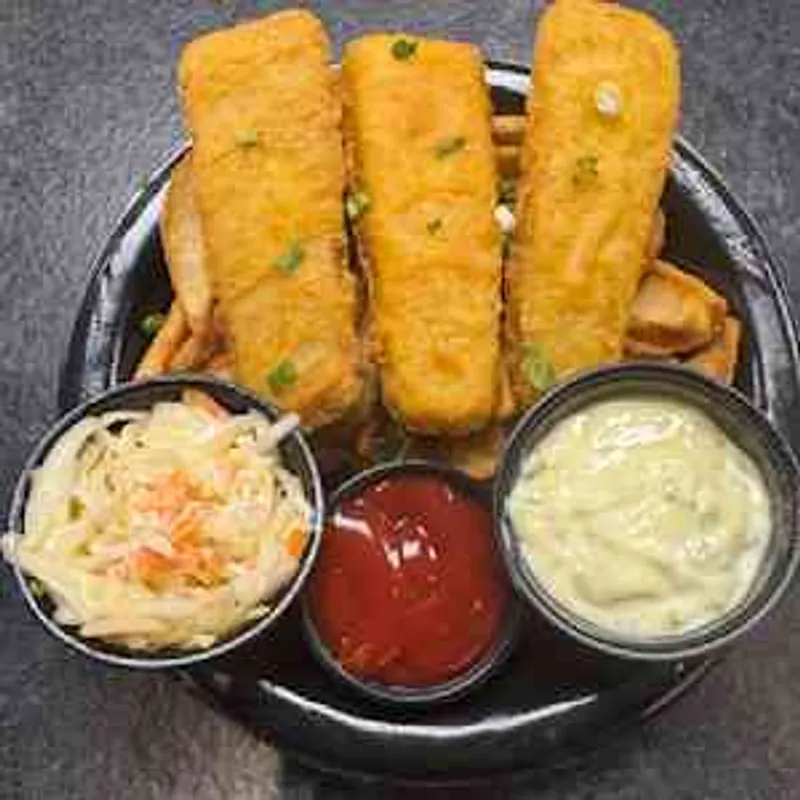 Fish & Chips w/ Slaw