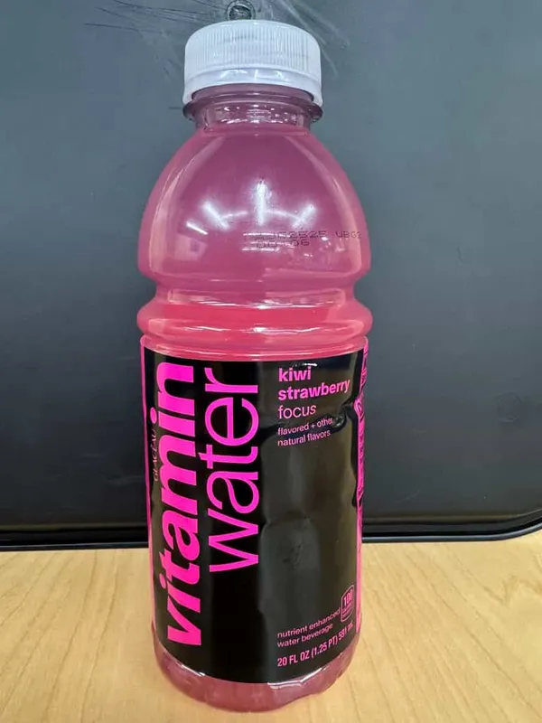 Vitamin Water Focus (Kiwi-Strawberry)