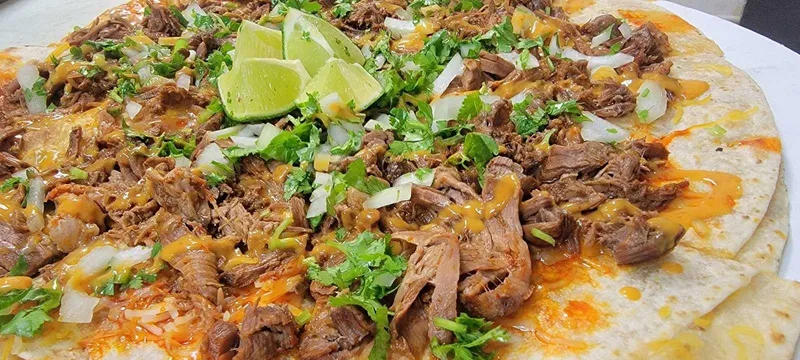 Pizza Birria