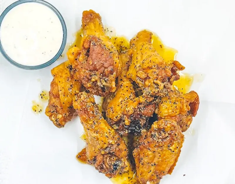 6 Pcs Boneless Wings Fries