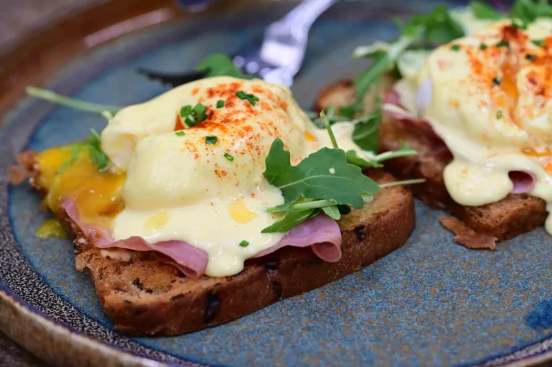 Classic Eggs Benedict