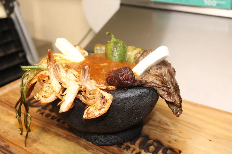 Molcajete