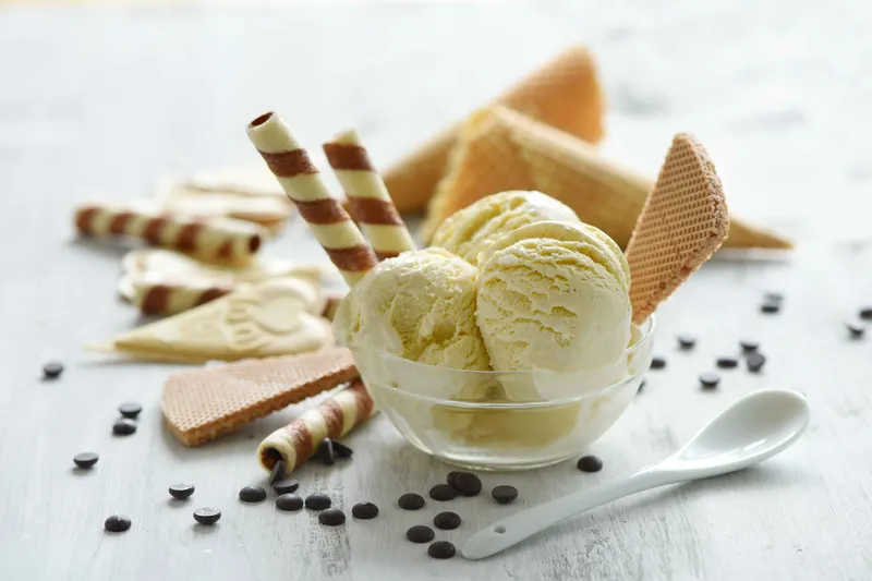 Mix Fruit With Cream