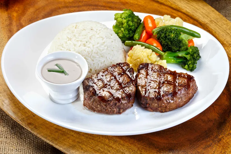 Beef Steak With Rice Or Pasta