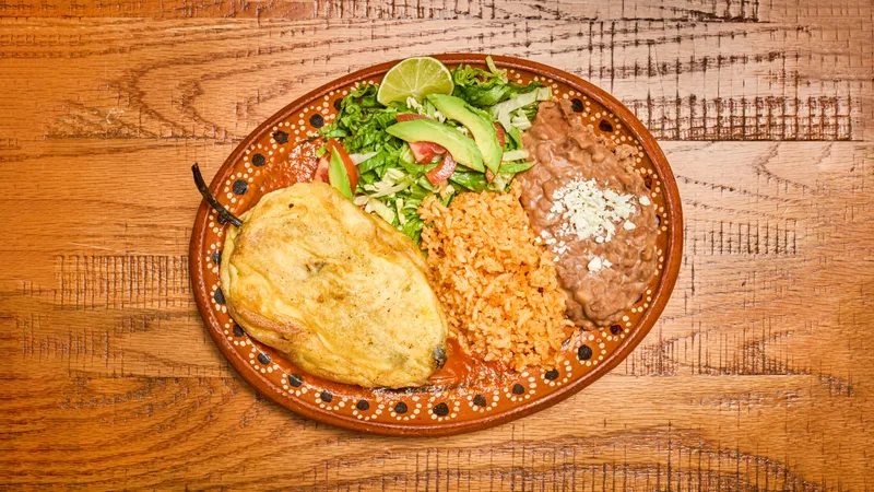 Chile Relleno De Queso O Carne