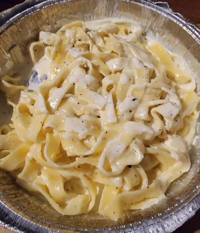 Fettuccine Alfredo