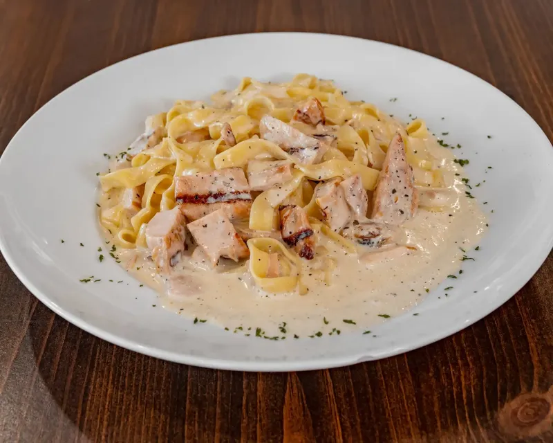 Chicken Fettuccine Alfredo