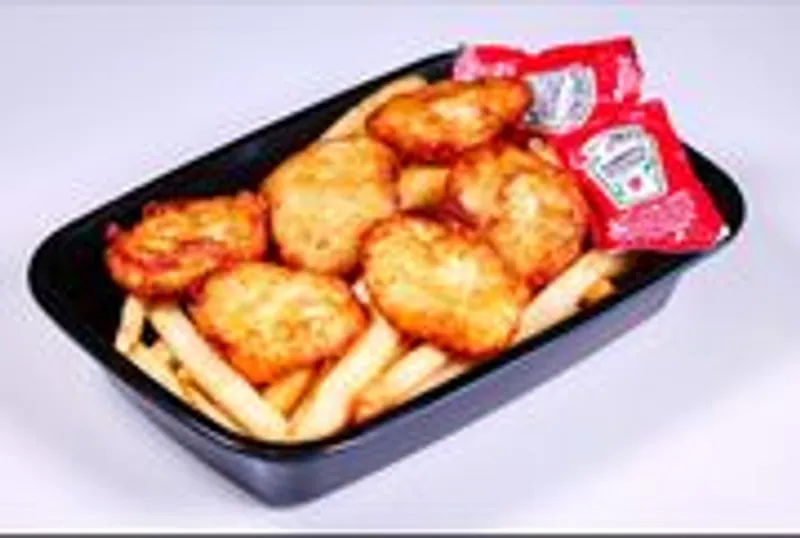 Popcorn Chicken With Fries