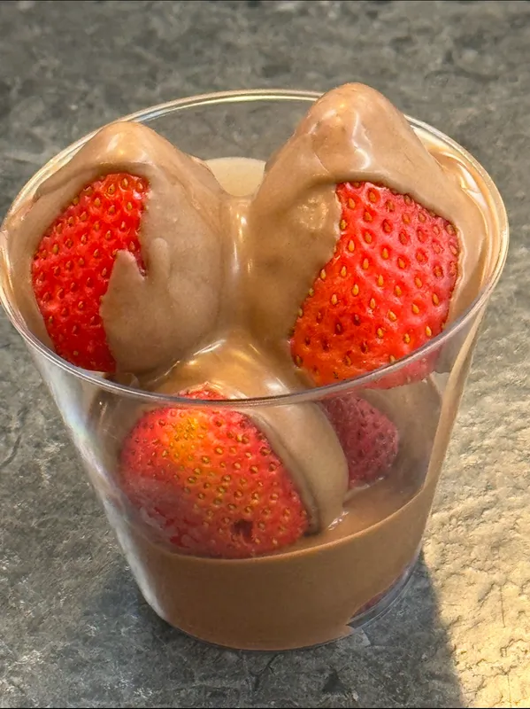 Kids Strawberries & Chocolate