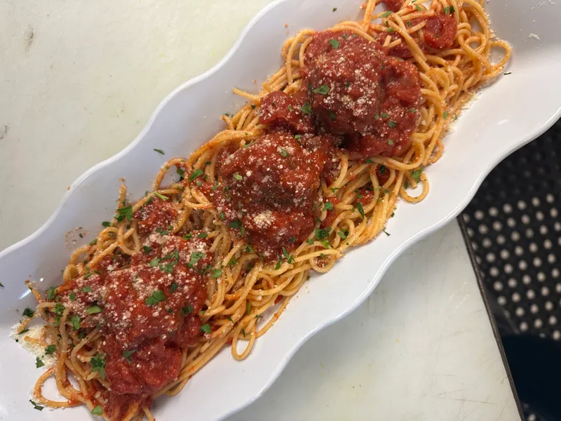 Spaghetti & Meatballs