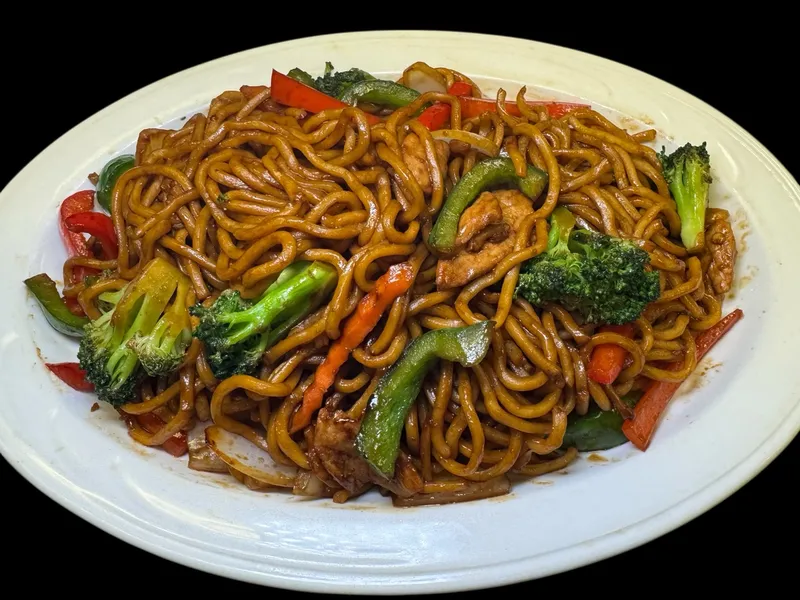 F6. Lo Mein