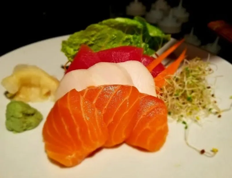 Sashimi Appetizer (9)