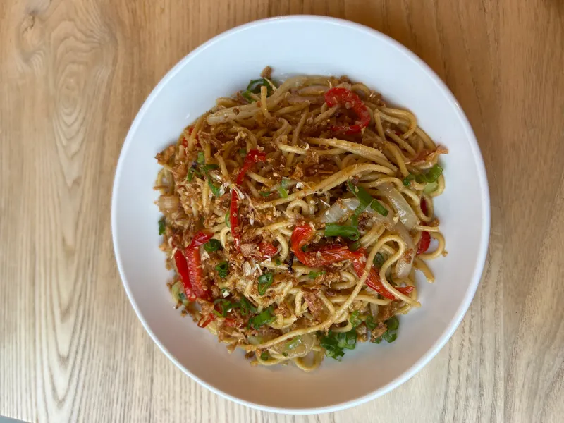 Garlic Fried Noodles