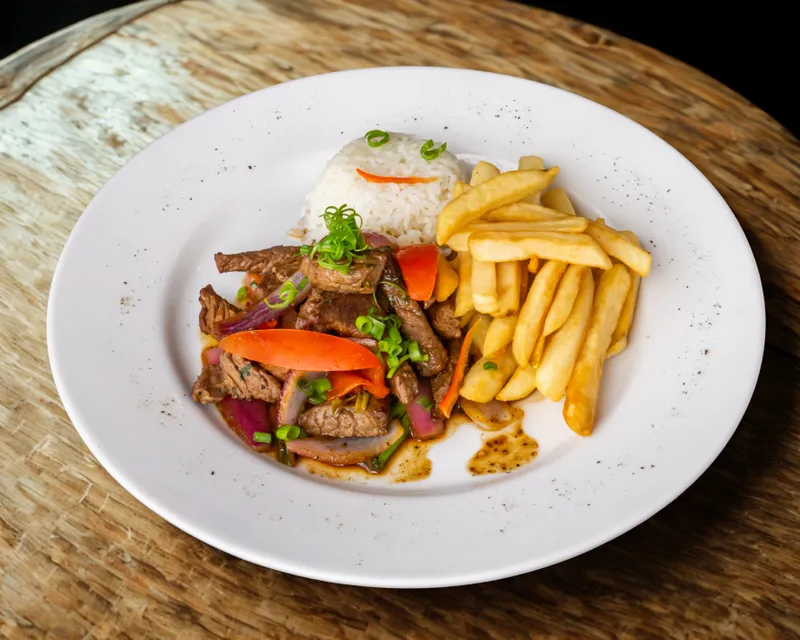 Lomo Saltado