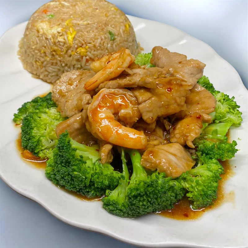 Stir Fried Garlic (Pad Kratiem Prik Tai)