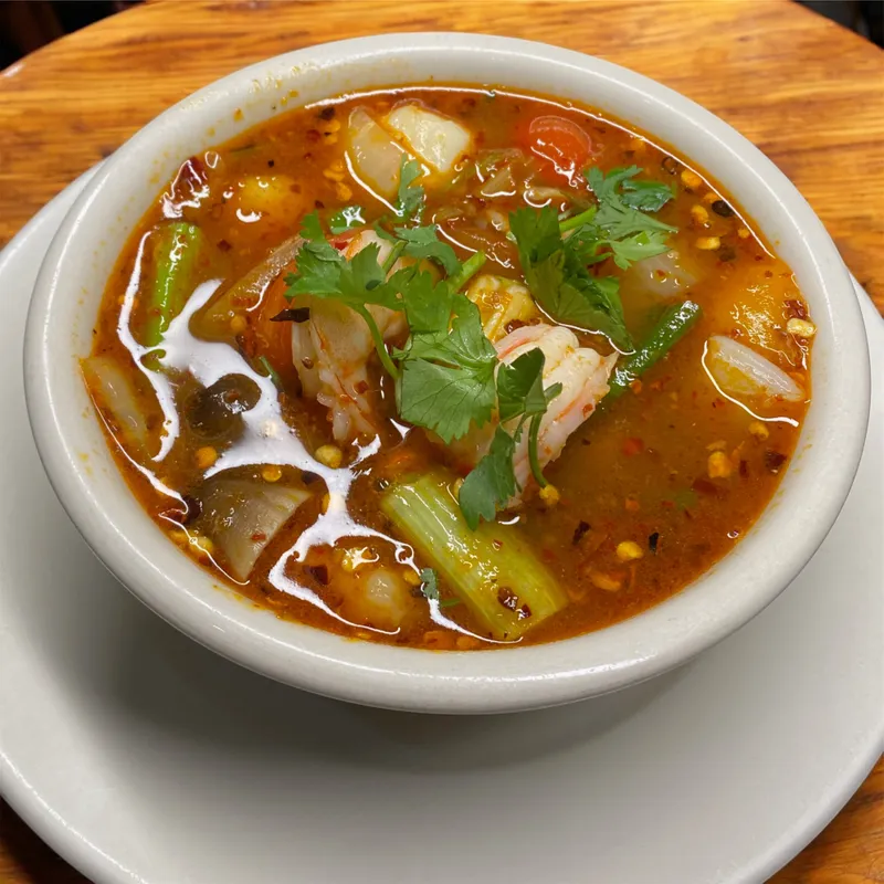 Spicy And Sour Soup (Thom Yum)