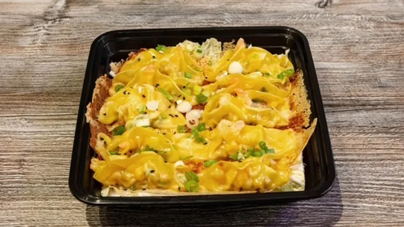 7. Special Pan-Fried Dumplings (10 Pieces)