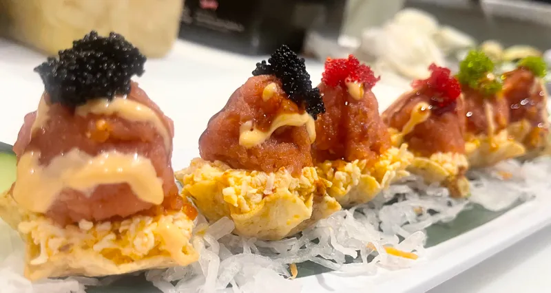 Spicy Tuna and Crab Nachos