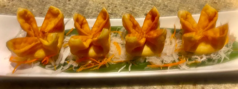 Wild Crab Rangoon