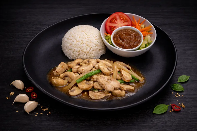 Lunch Stir Fried Garlic