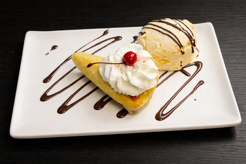 Fried Cheese Cake With Ice Cream