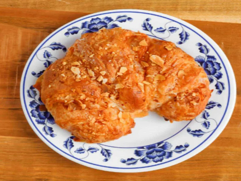 Almond Croissant
