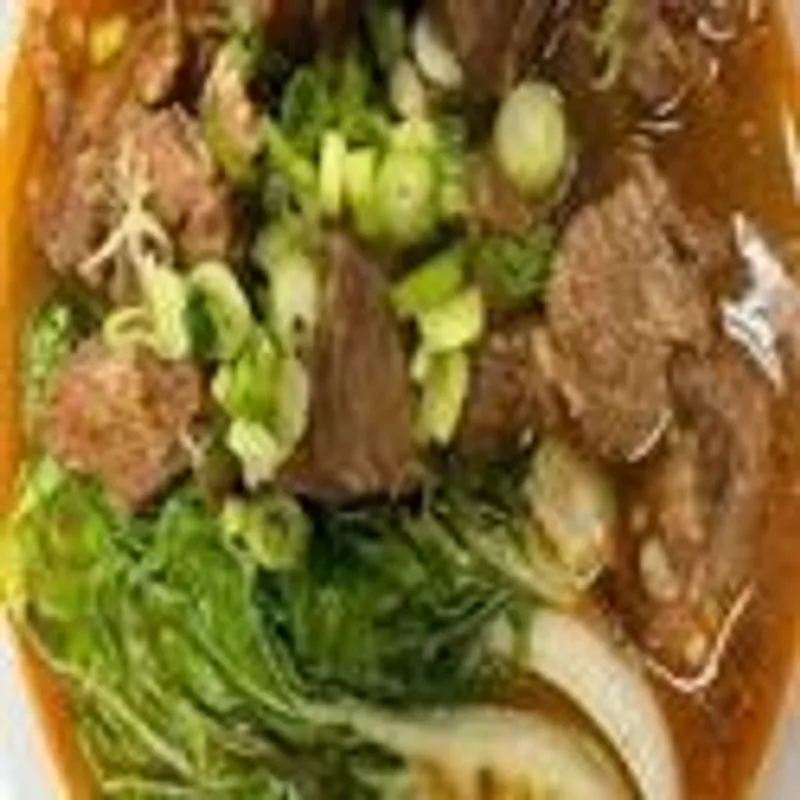 095 Szechuan Pork Spare Rib Noodle Soup