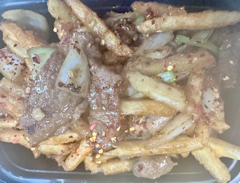 Beef Over Fries Potatoes 🌶️