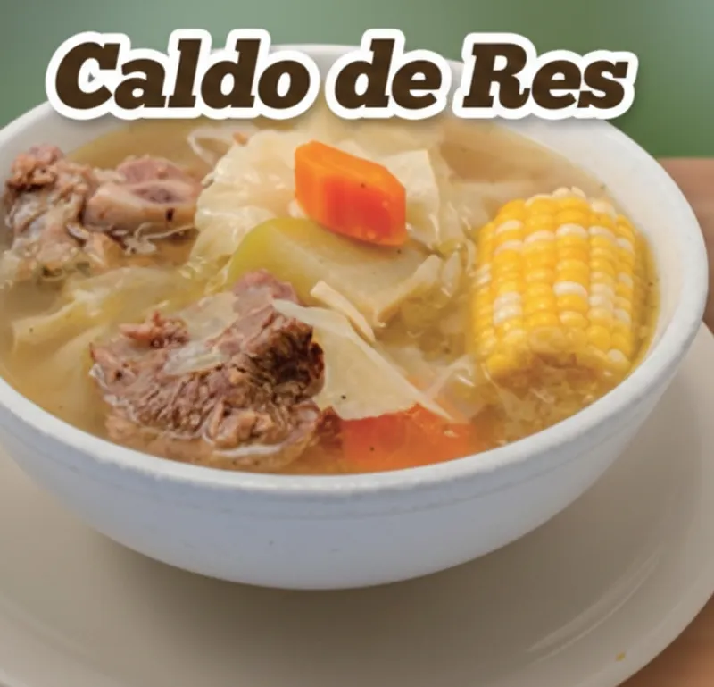 Caldo De Res (Servido Con Arroz)