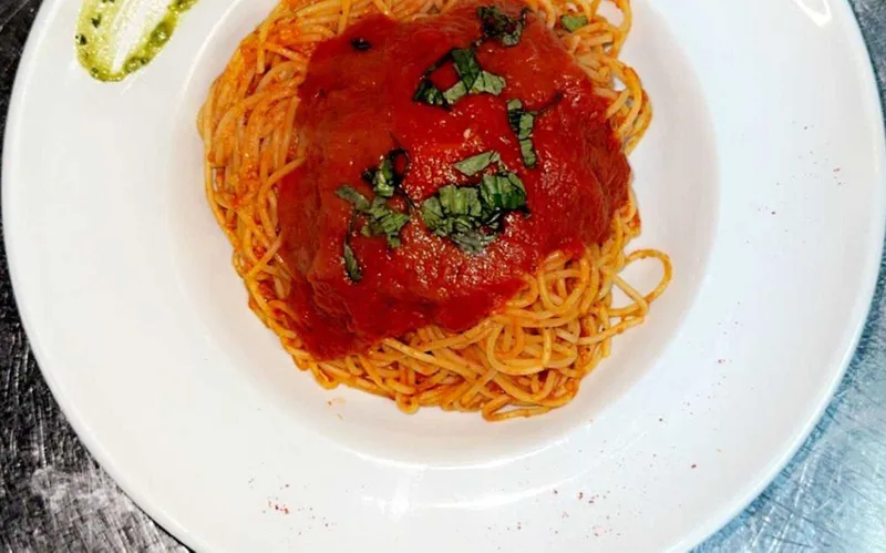 Spaghetti With Marinara Sauce