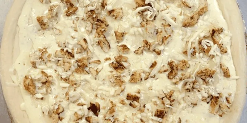 Chicken Alfredo Pizza