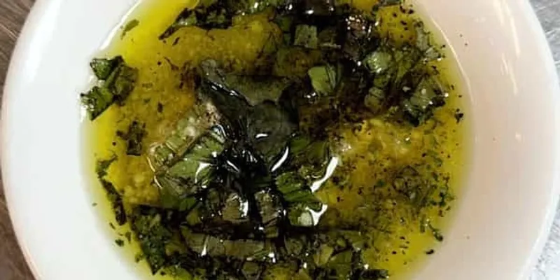 Olive Oil, Garlic & Basil