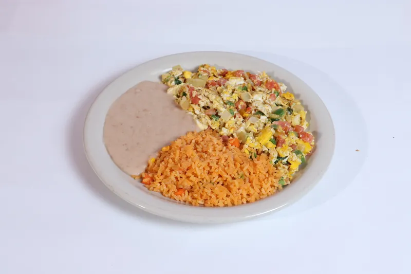 Mexican Eggs / Huevos A La Mexicana