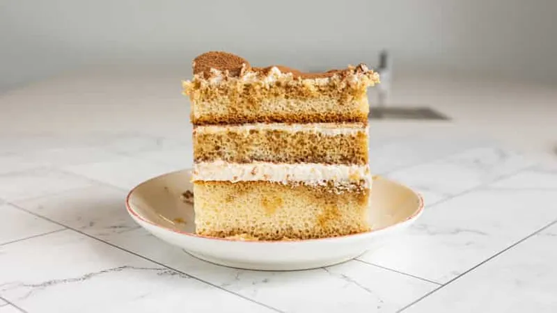 Tiramisu Cake-Slice