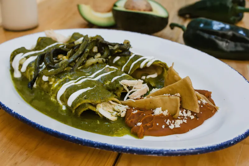 Enchiladas Al Mole