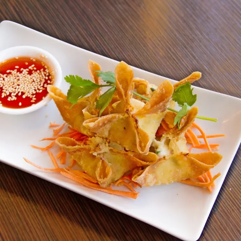 Crab Cream Cheese Rangoons (5)