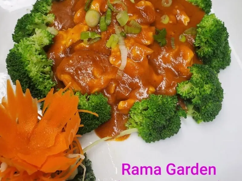 Rama Garden (Peanut Sauce)