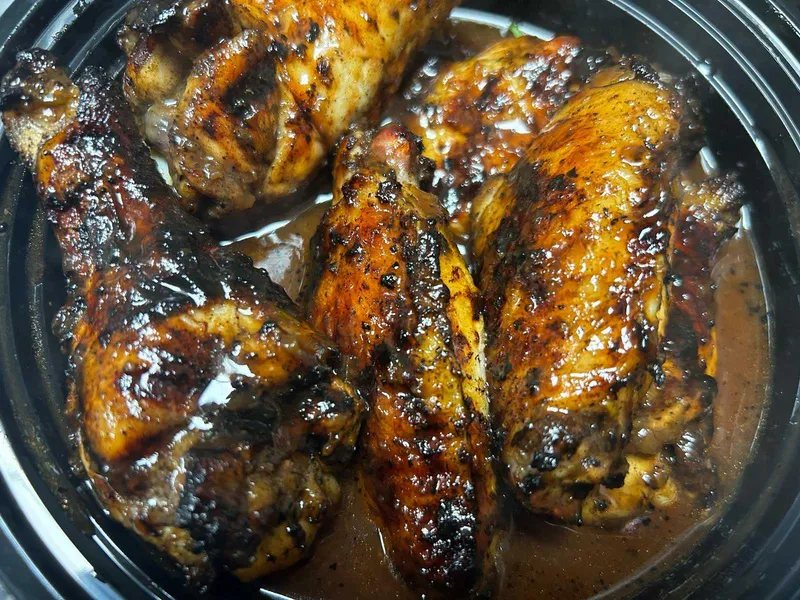 Jerk Hot Chicken Wings (6 Pcs)