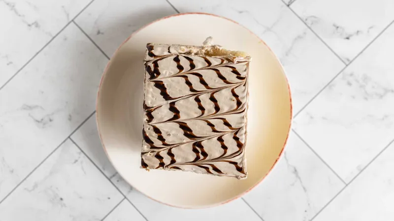 Vanilla Mocha Cake-Slice