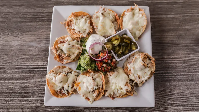 Shredded Chicken Nachos